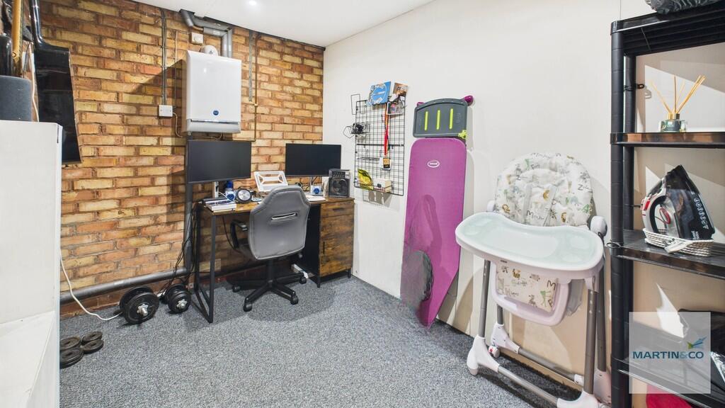 CAM03663G0-PR0161...