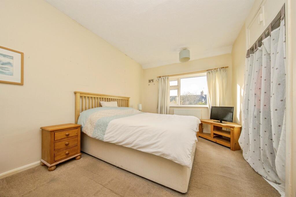 Renfrew Road, Ipswich