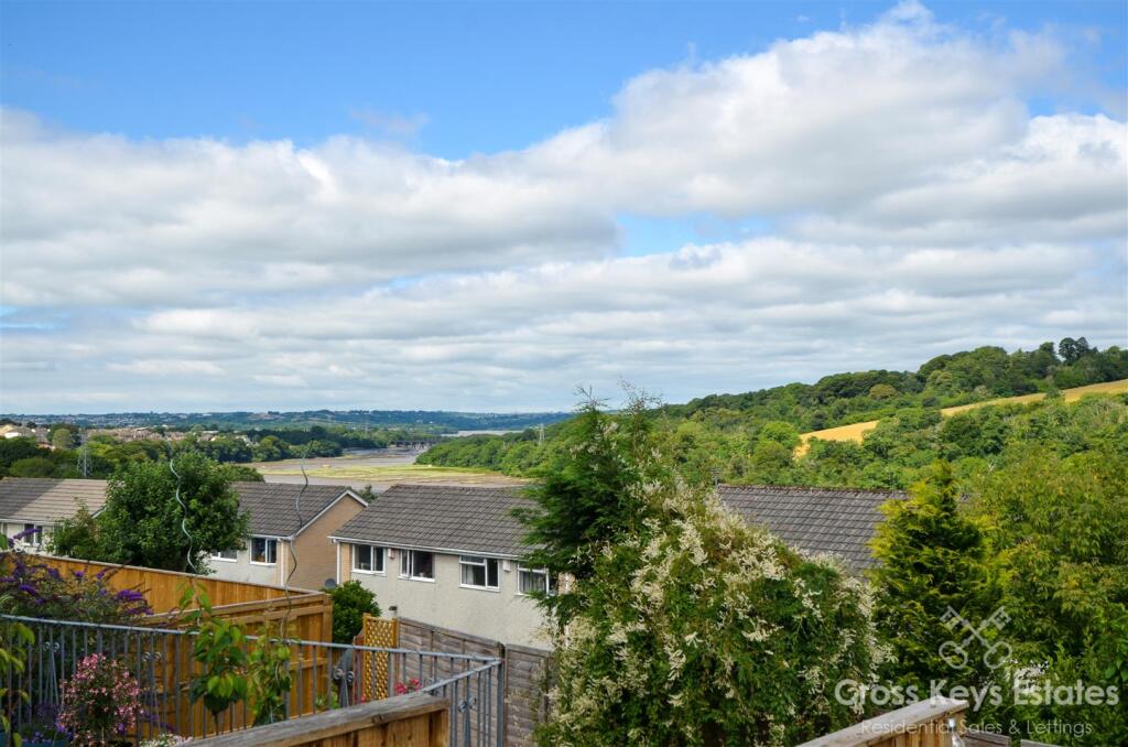 Garden/Stunning Views