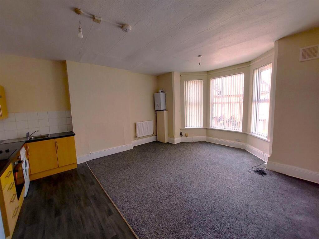 Flat 1 City Road .jpg