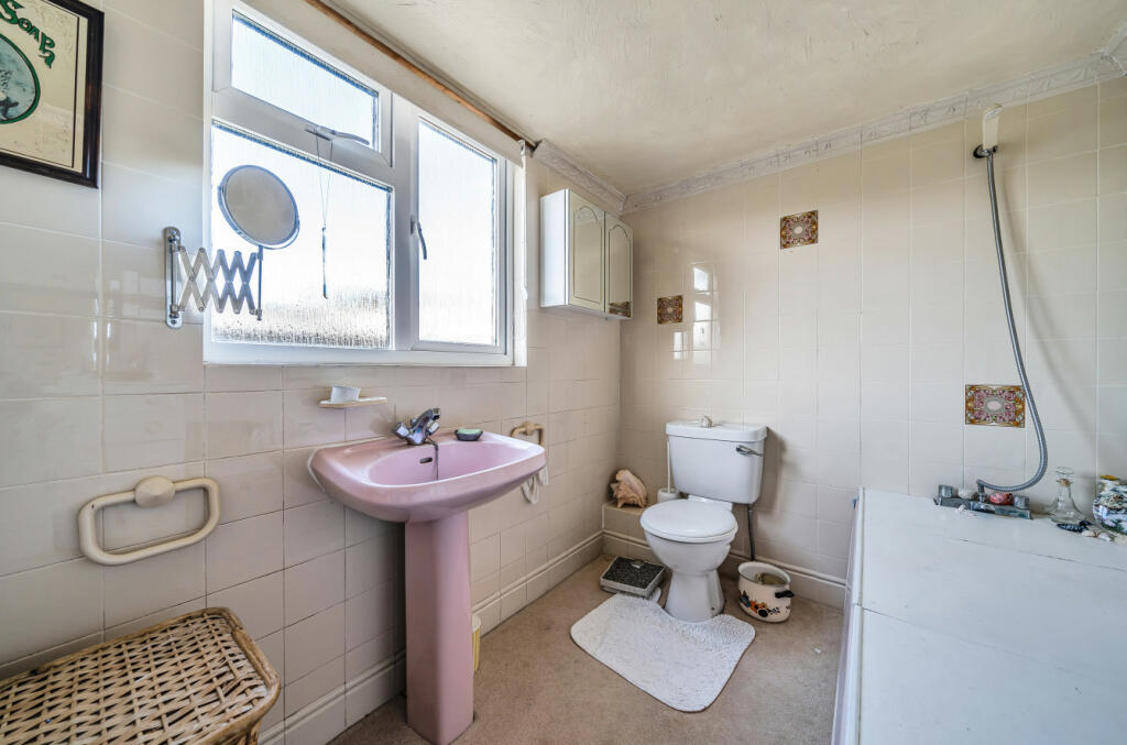 Master En-Suite