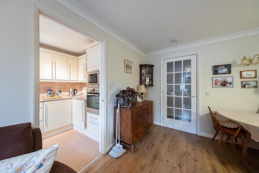 22 Rathbone Park-008.jpg