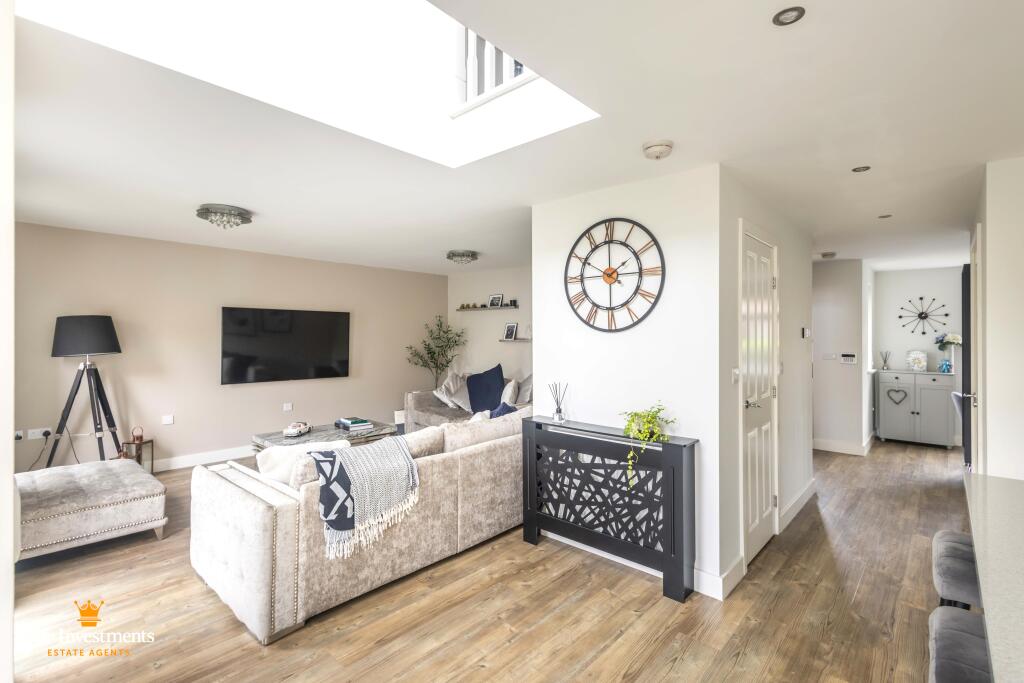 Kitchen-Lounge