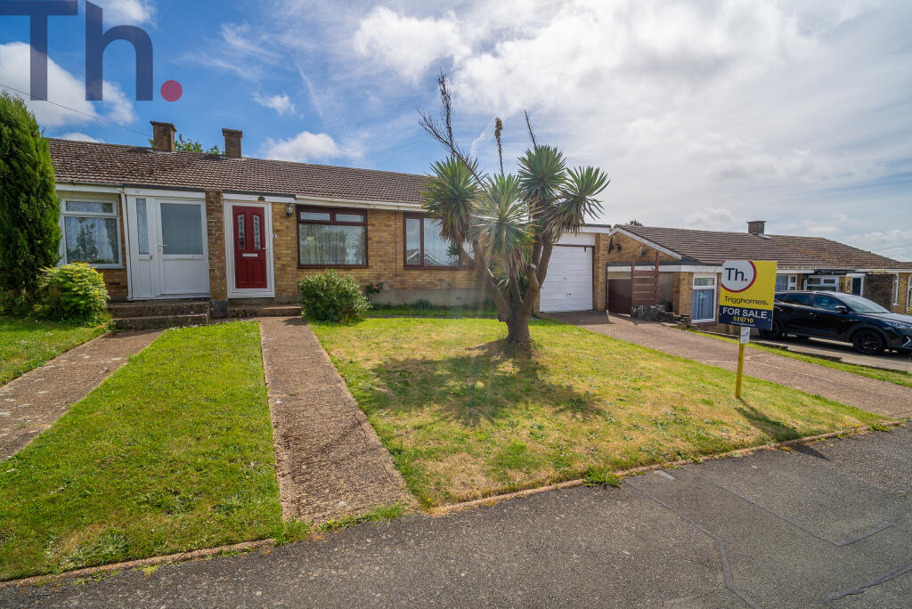 Front Garden &amp; Driveway/Garage