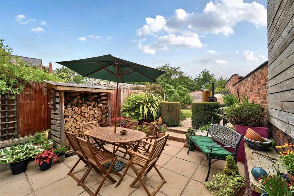 Courtyard Garden