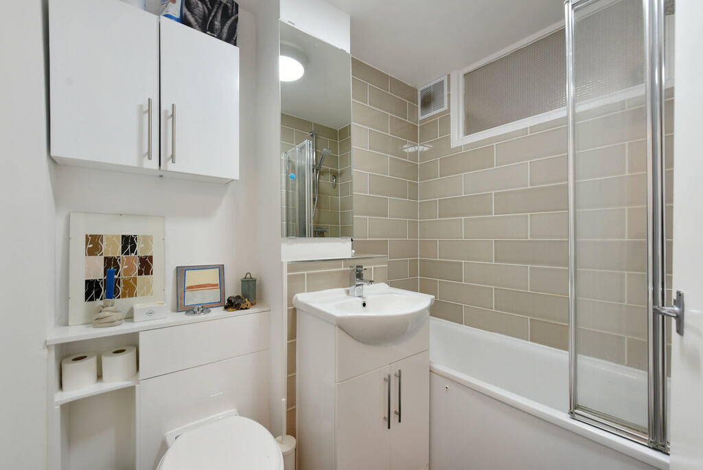 26 Regency court ...