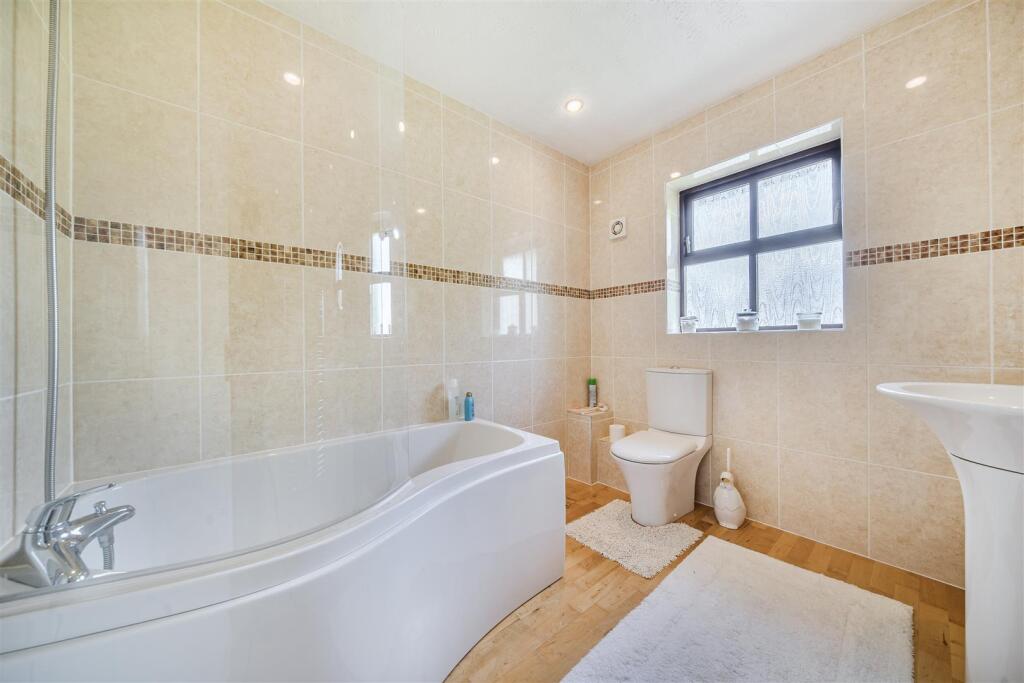 Apple Dene, 27 Careys Road, Pury End (29).jpg