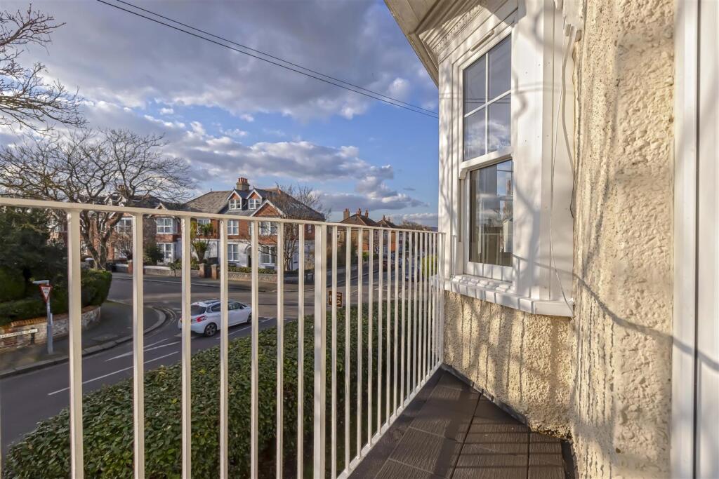 For Sale by Aspire Residential - Alexandra Road