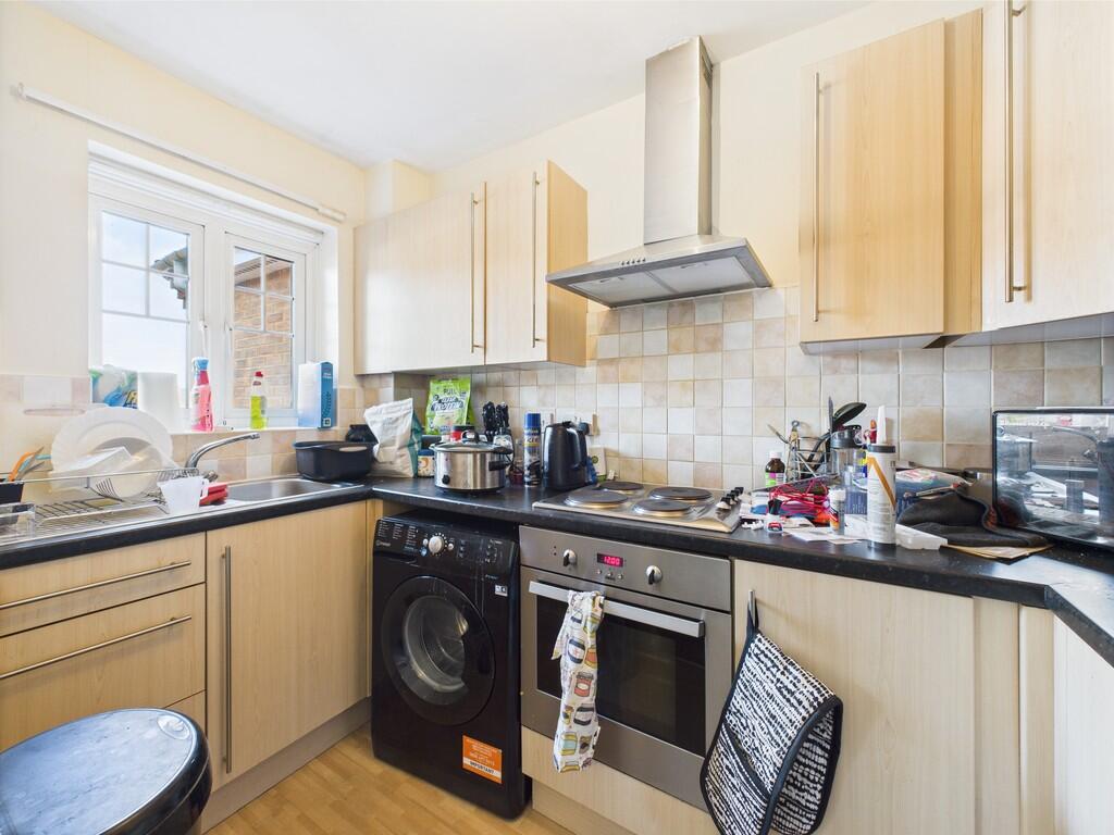 CAM01835G0-PR0207...