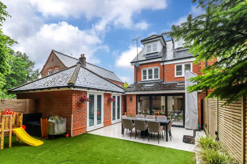 Garden &amp; garage