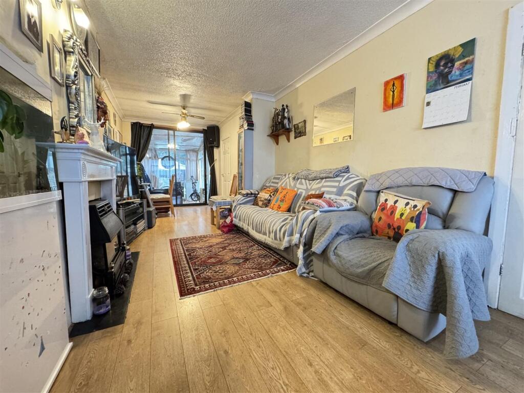 IMG_6505 (Large).JPG