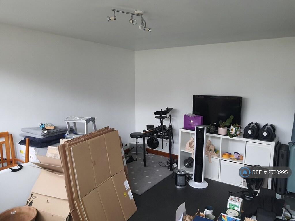 Summer House/Office/Hobby Room