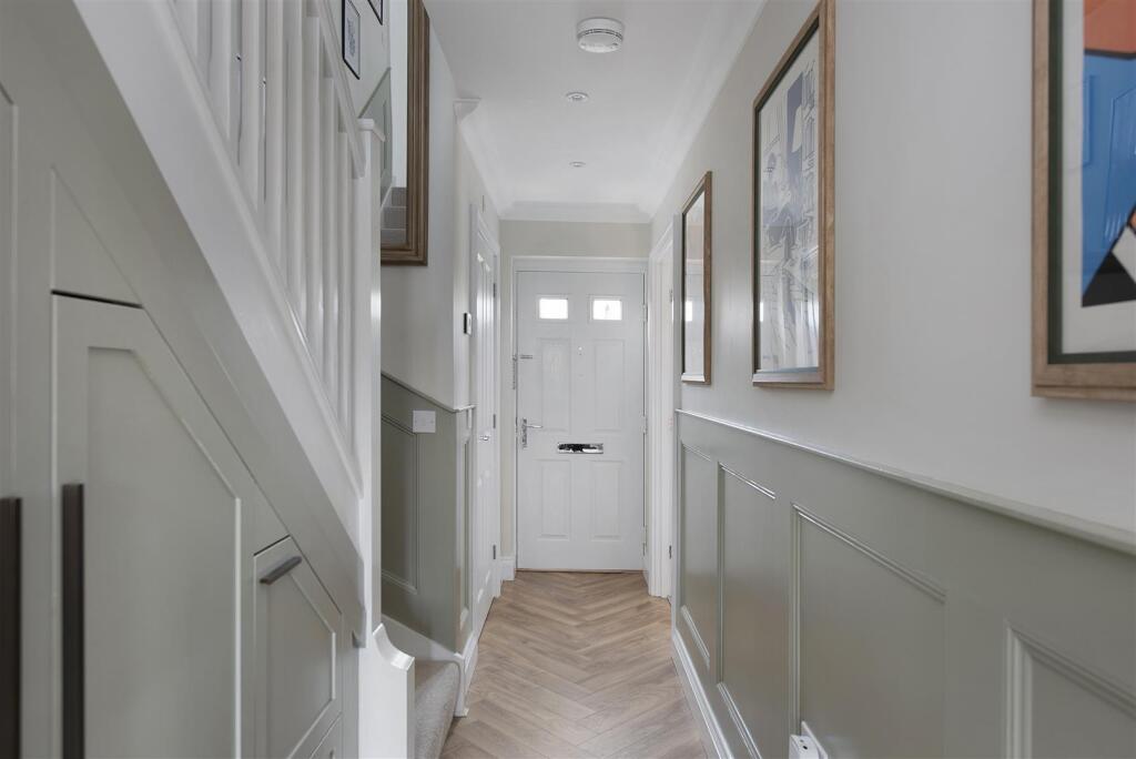 6 Beale Road ph17.jpg