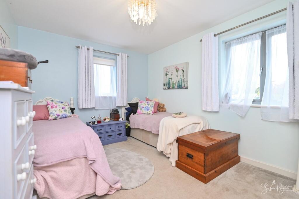 9 Puckwell farm-6.jpg