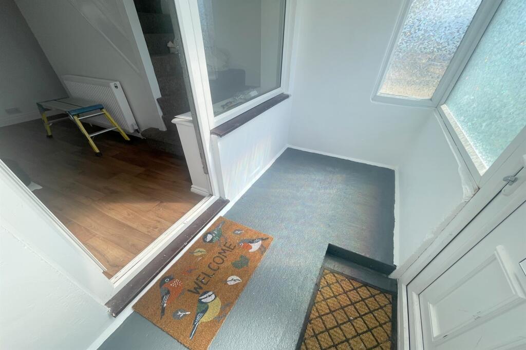 Entrance Porch 