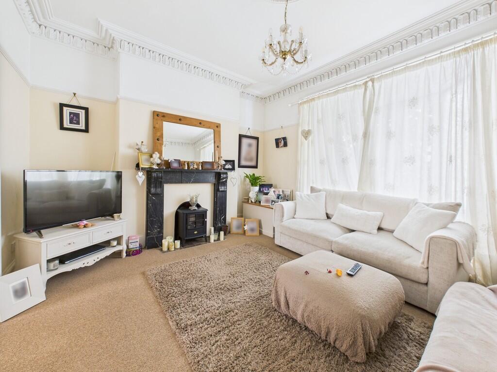 CAM03974G0-PR0160...