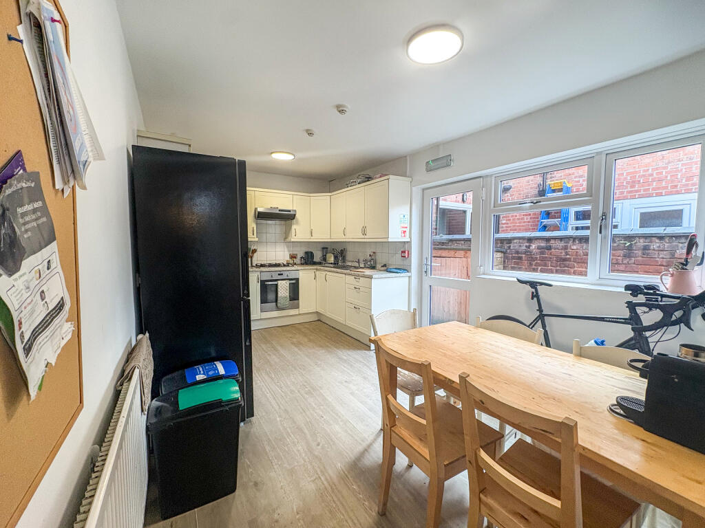 09-09-2025__20-43-00_IMG_3083.7ICud