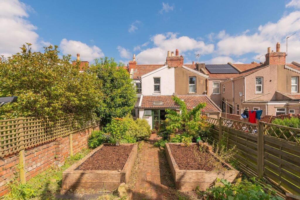 2S0RKE - External G.jpg