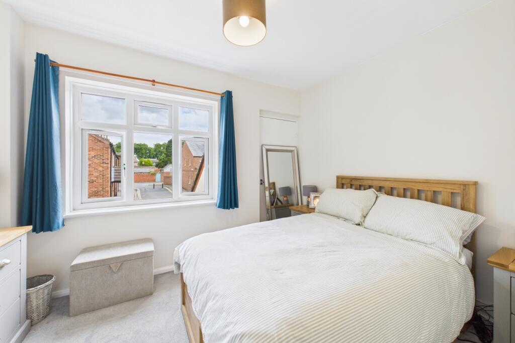 CAM03162G0-PR0299-STILL001