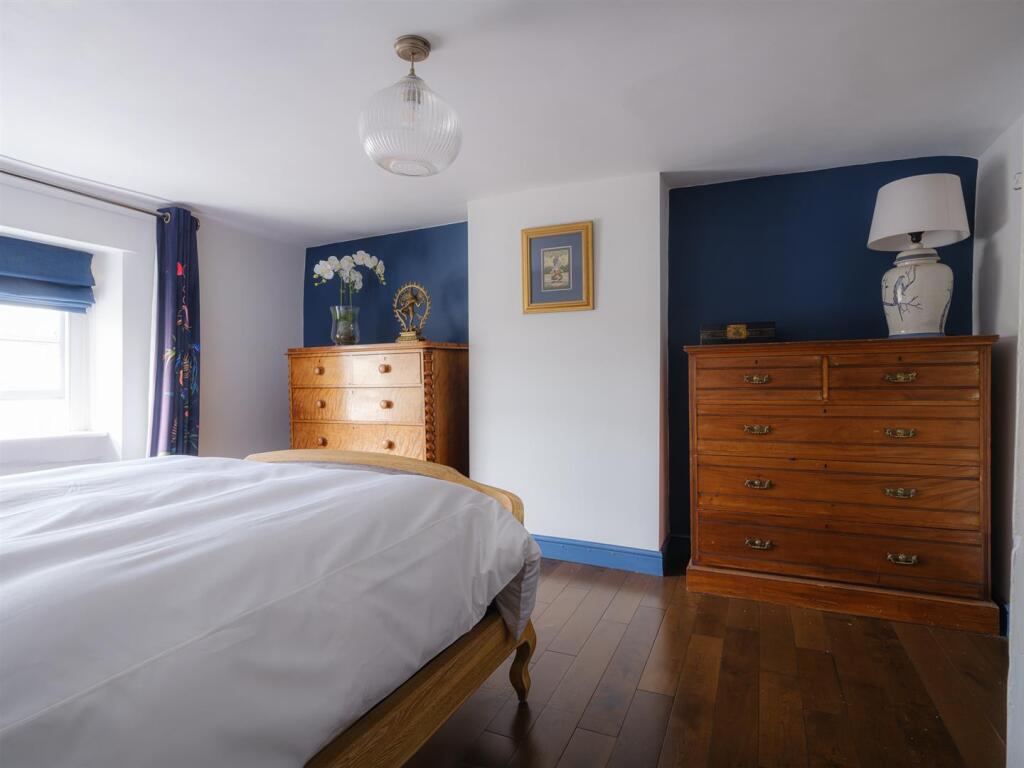 12 London Road-3.jpg