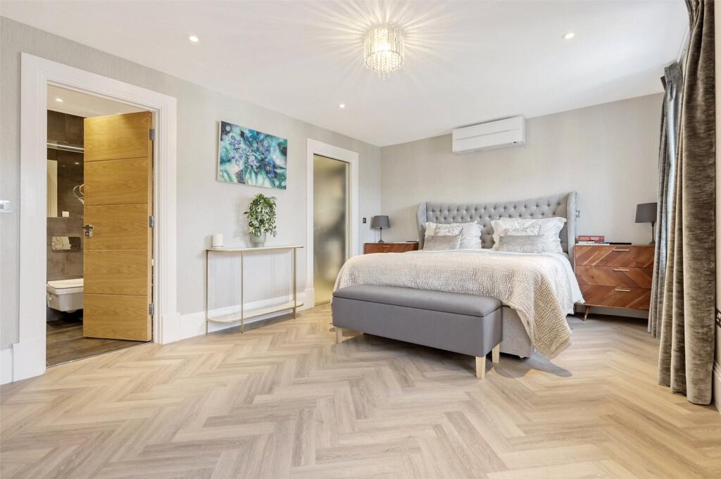 Principal Bedroom