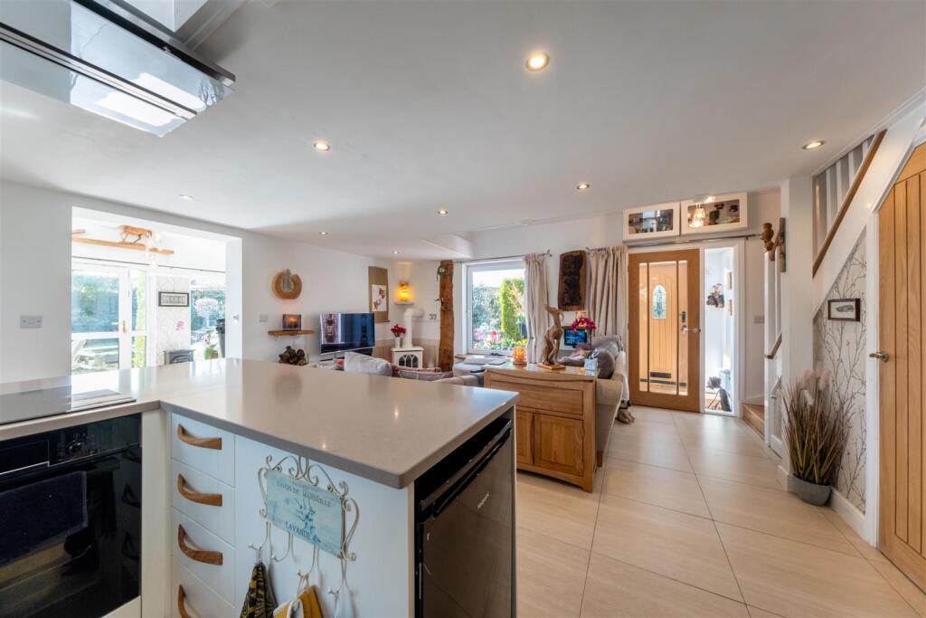 Owl Cottage-008.jpg