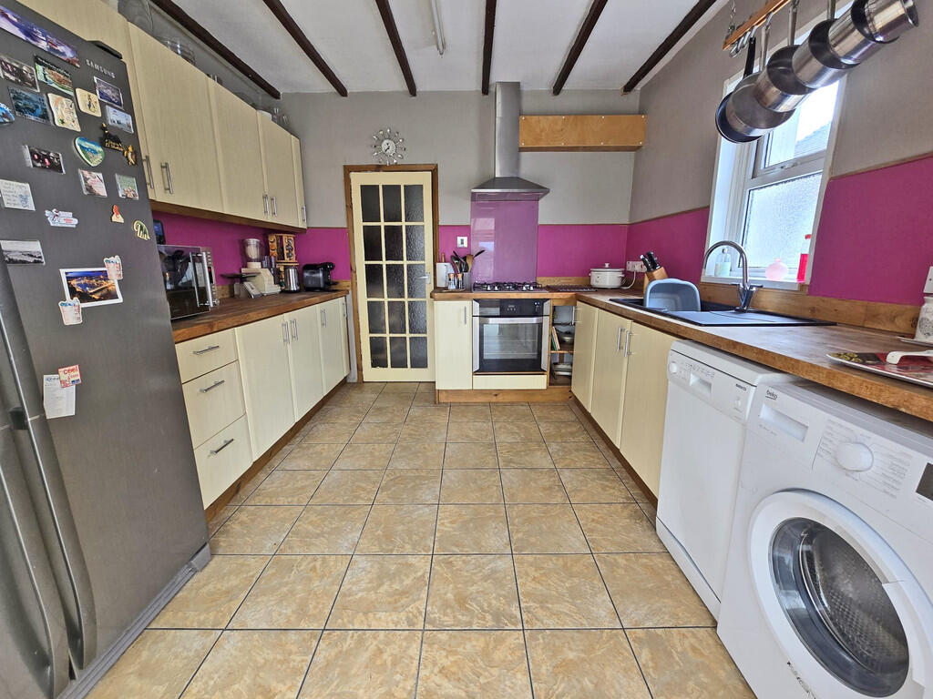 Kitchen (3)