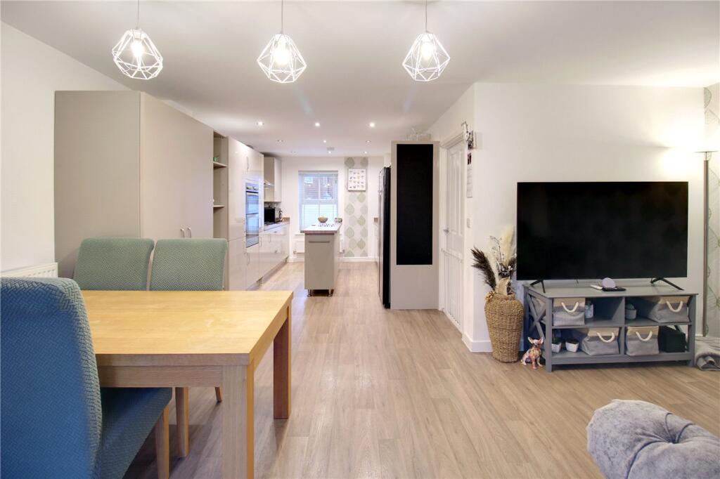 Kitchen/Family Room