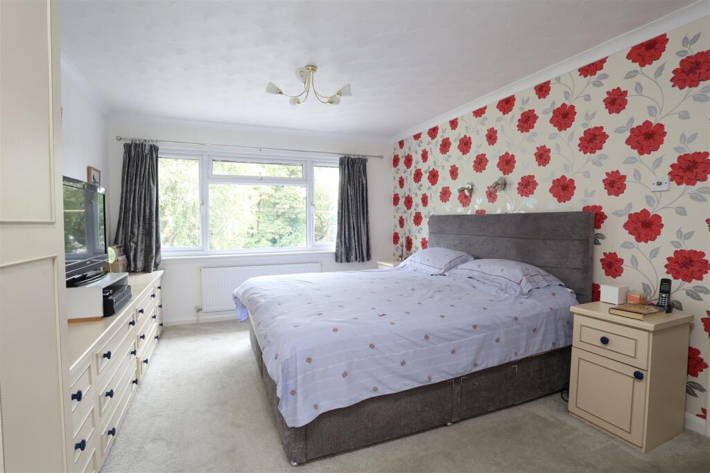 Main bedroom