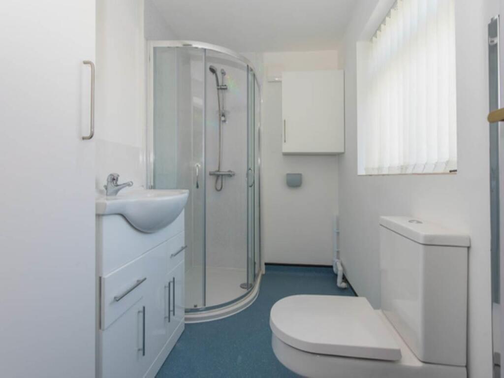 Bathroom.jpeg