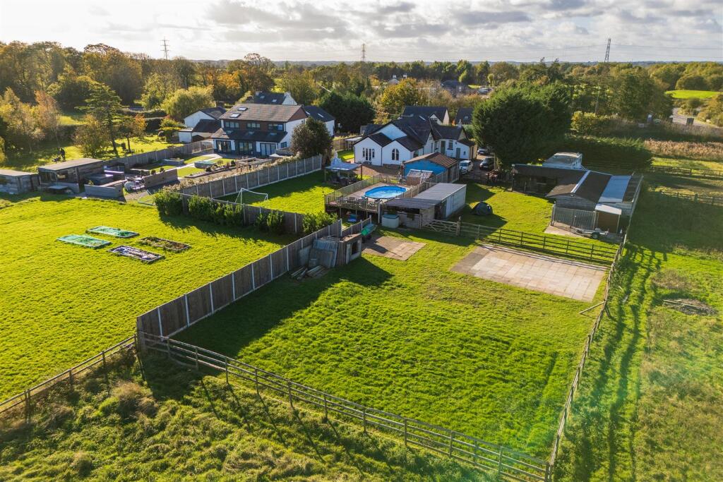 934 garstang rd_61.jpg