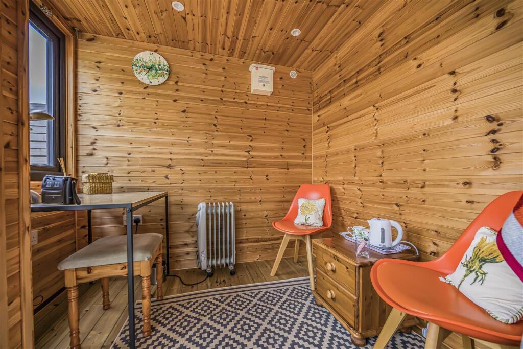 The Nook, North Street, Westbourne-PorticoMarketin