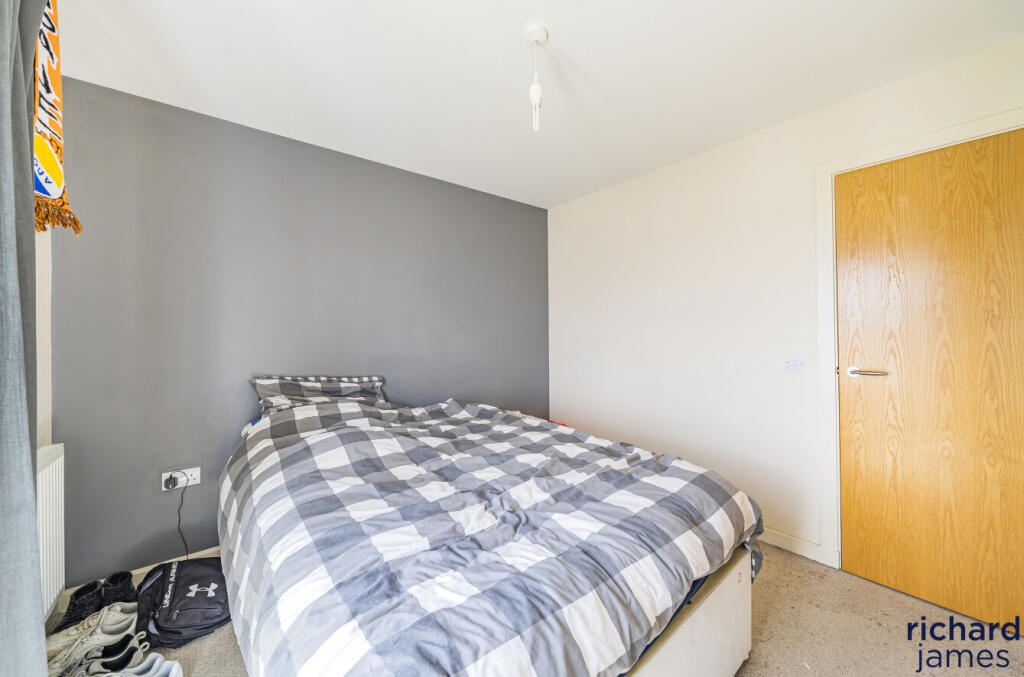 6a7b677b-1fc8-44d...