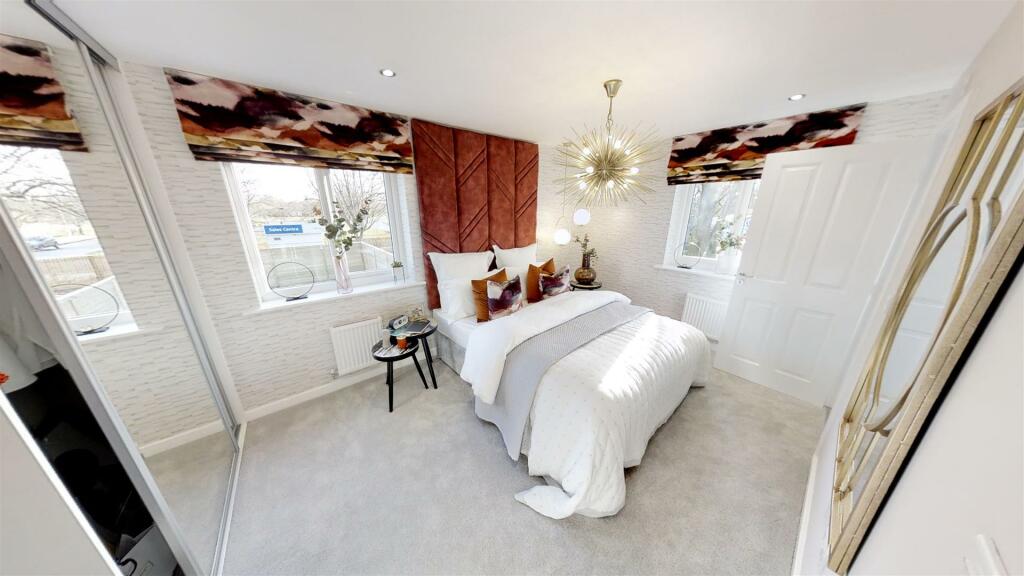 Principal bedroom