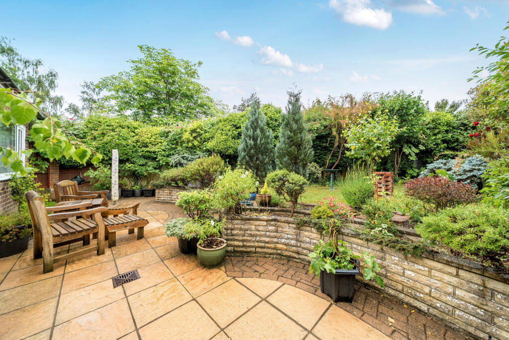 1304567-16-684168...