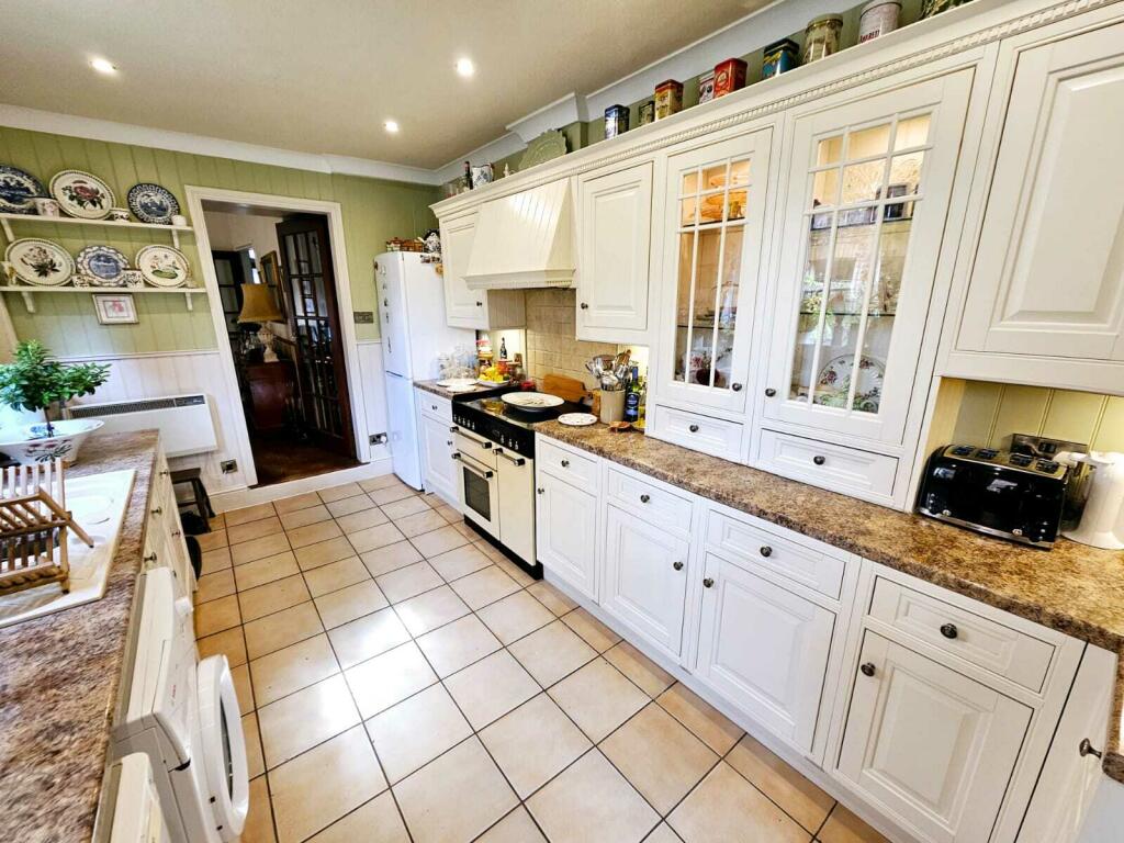 d4cf930d-b7f8-4a1c-96a1-19341512a492