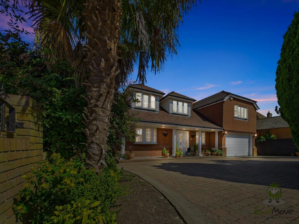 CAM01543G0-PR0141-STILL130