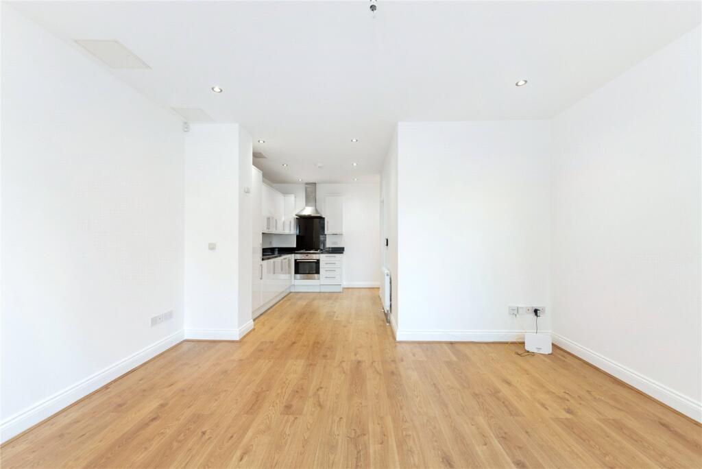 Reception/Kitchen