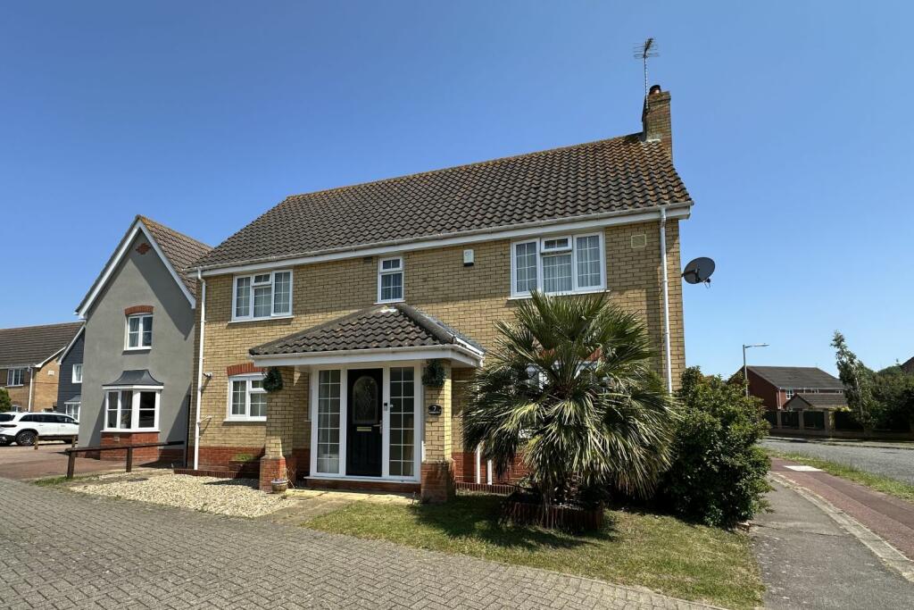 STUNNING EXECUTIVE 4 BED ON PARKHILL
