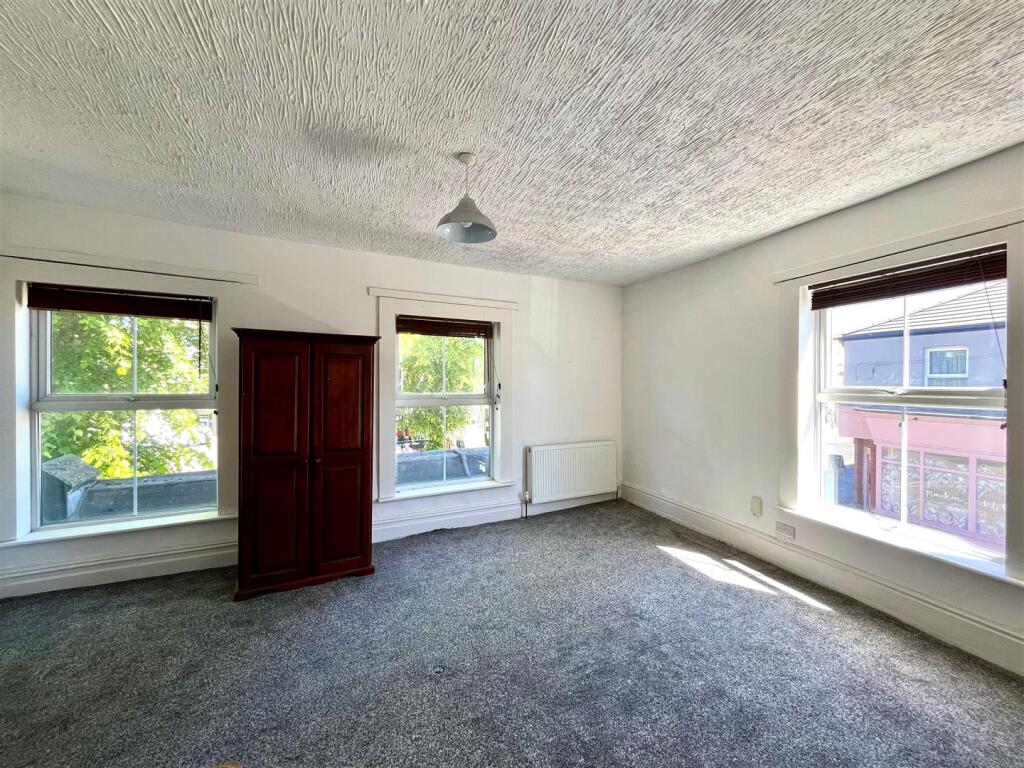 Bedroom 2 Aspect 2