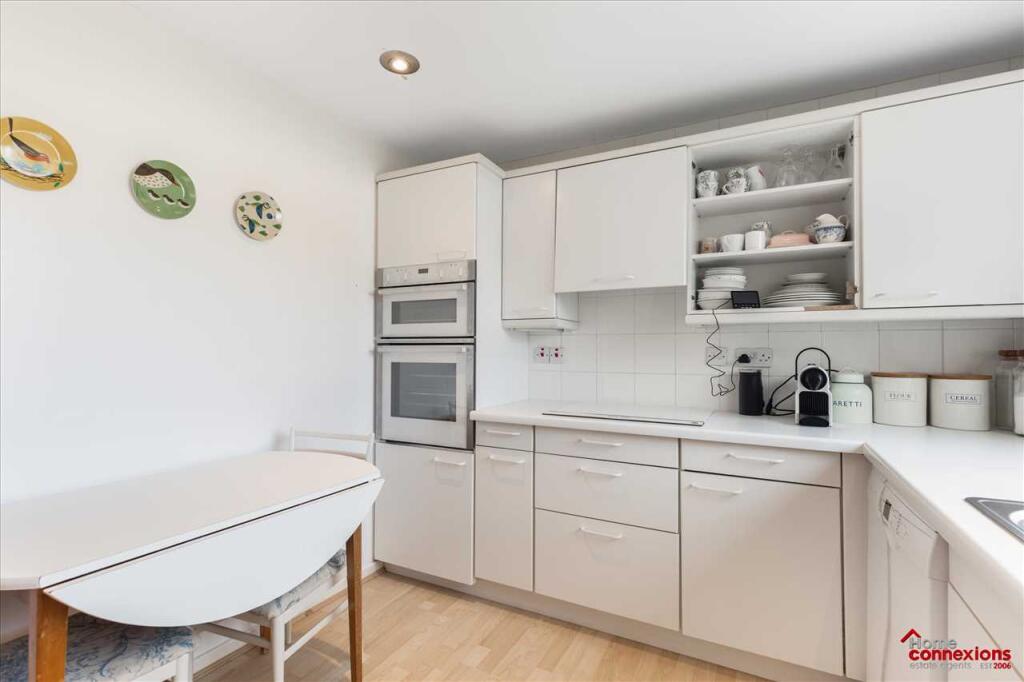 Kitchen Dining (2)