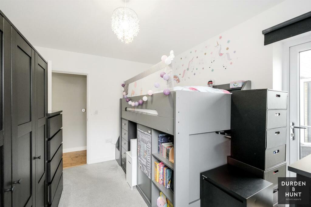 Charlock Close-4.jpg