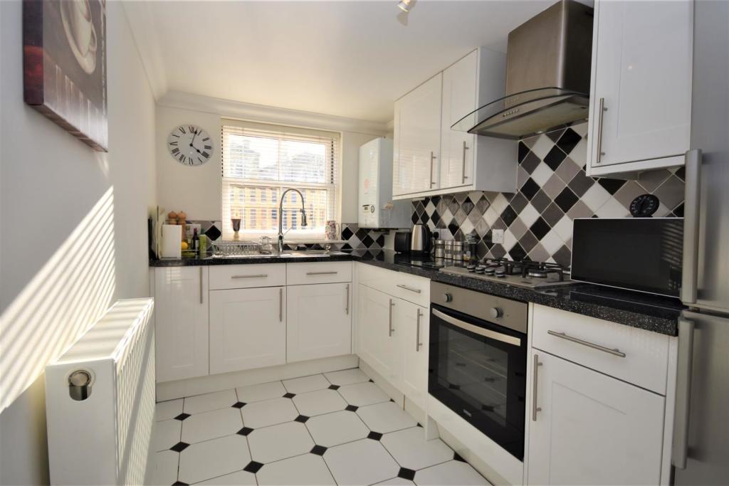 Kitchen.JPG