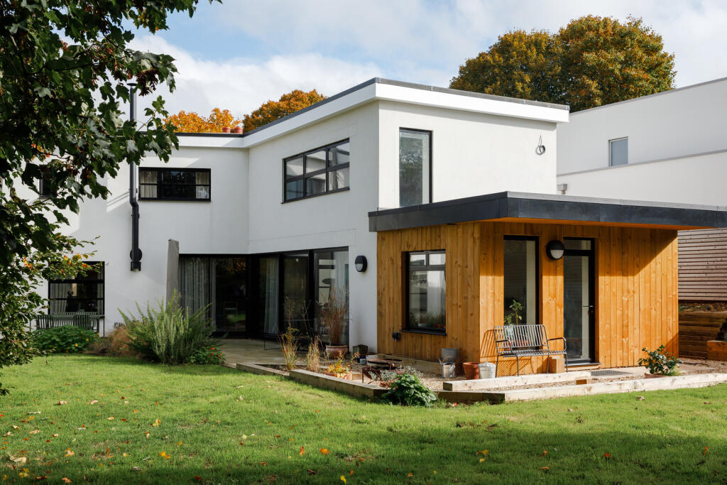 318093 - Kaylow, Rosedale Walk, Frome-75.JPG