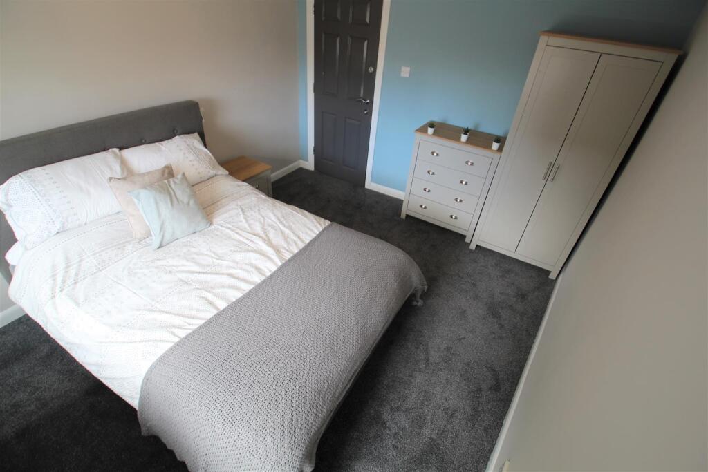 Bedroom 3.jpg