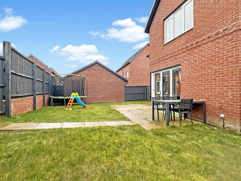 Rear Garden 790