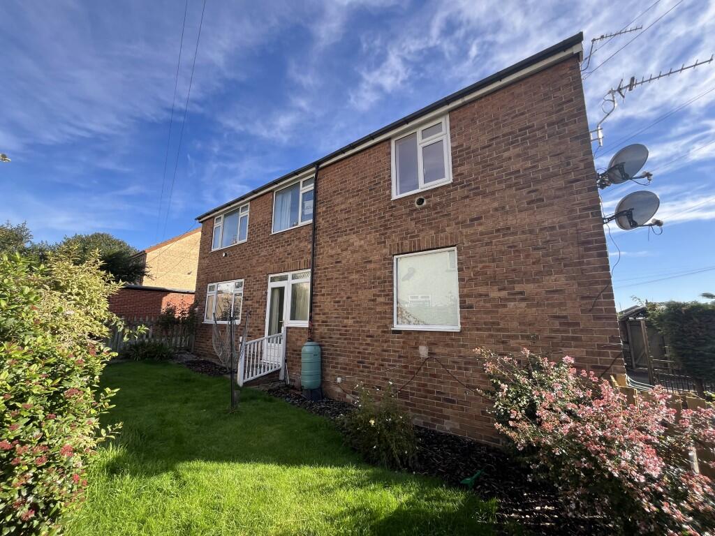 Flat 1, The Poplars, Valley Road Pudsey ,LS28 9EU