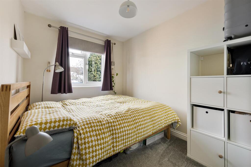 Byron Road, E17