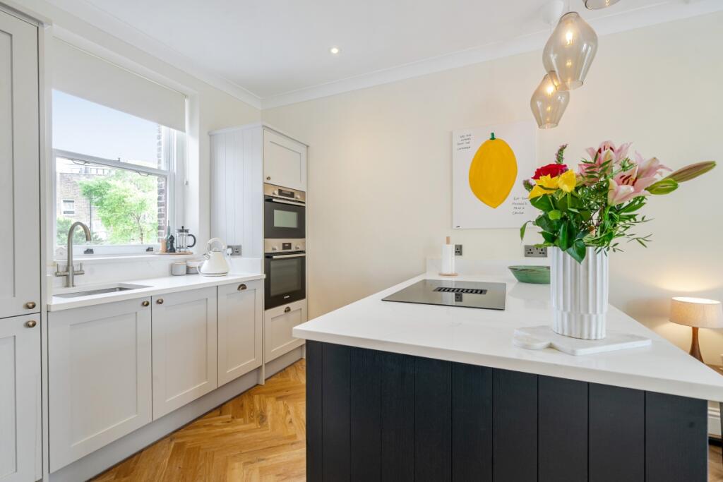 1340411-18-689c56...