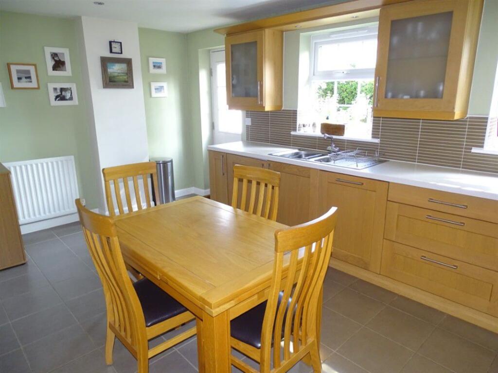 Kitchen Breakfast Room B